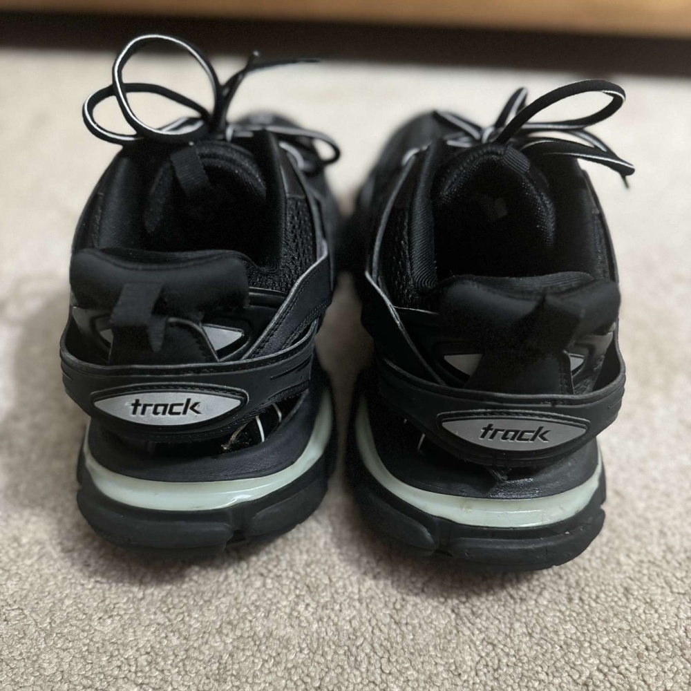 Balenciaga track led black size 11(authentic)